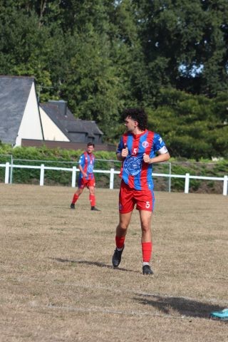 FC BEAUSSAIS (R3) 06 09 26