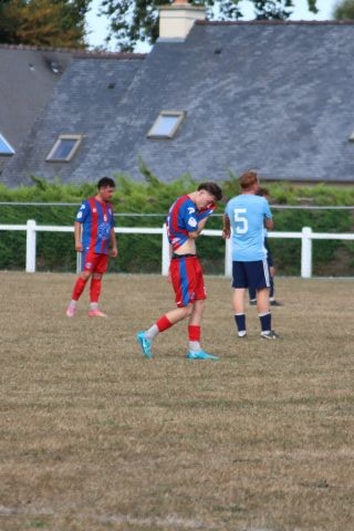 FC BEAUSSAIS (R3) 06 09 26