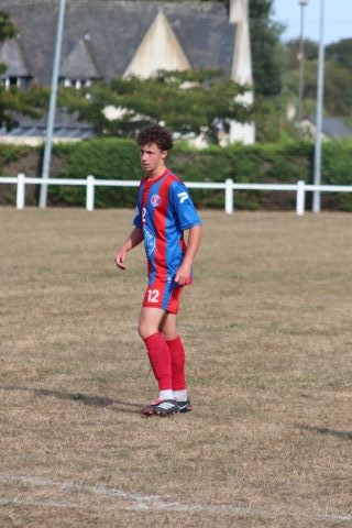 FC BEAUSSAIS (R3) 06 09 26