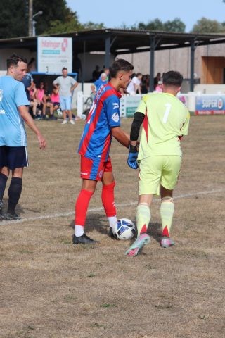 FC BEAUSSAIS (R3) 06 09 26