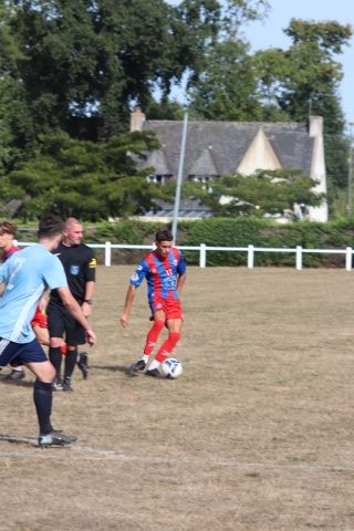 FC BEAUSSAIS (R3) 06 09 26