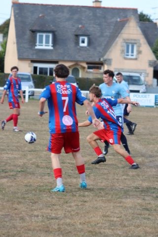 FC BEAUSSAIS (R3) 06 09 26