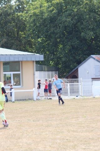 FC BEAUSSAIS (R3) 06 09 26