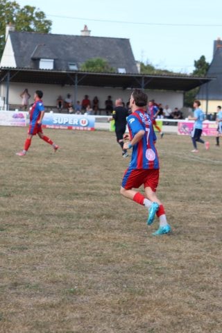 FC BEAUSSAIS (R3) 06 09 26