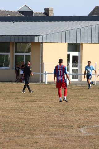 FC BEAUSSAIS (R3) 06 09 26