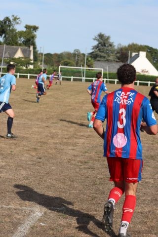 FC BEAUSSAIS (R3) 06 09 26