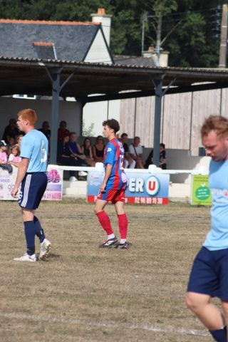 FC BEAUSSAIS (R3) 06 09 26