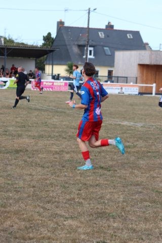 FC BEAUSSAIS (R3) 06 09 26