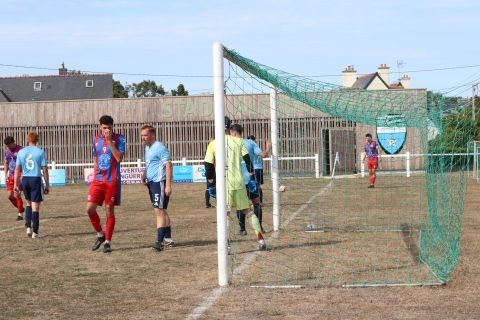FC BEAUSSAIS (R3) 06 09 26